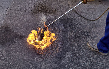 Porth Navas flat roofing repairs